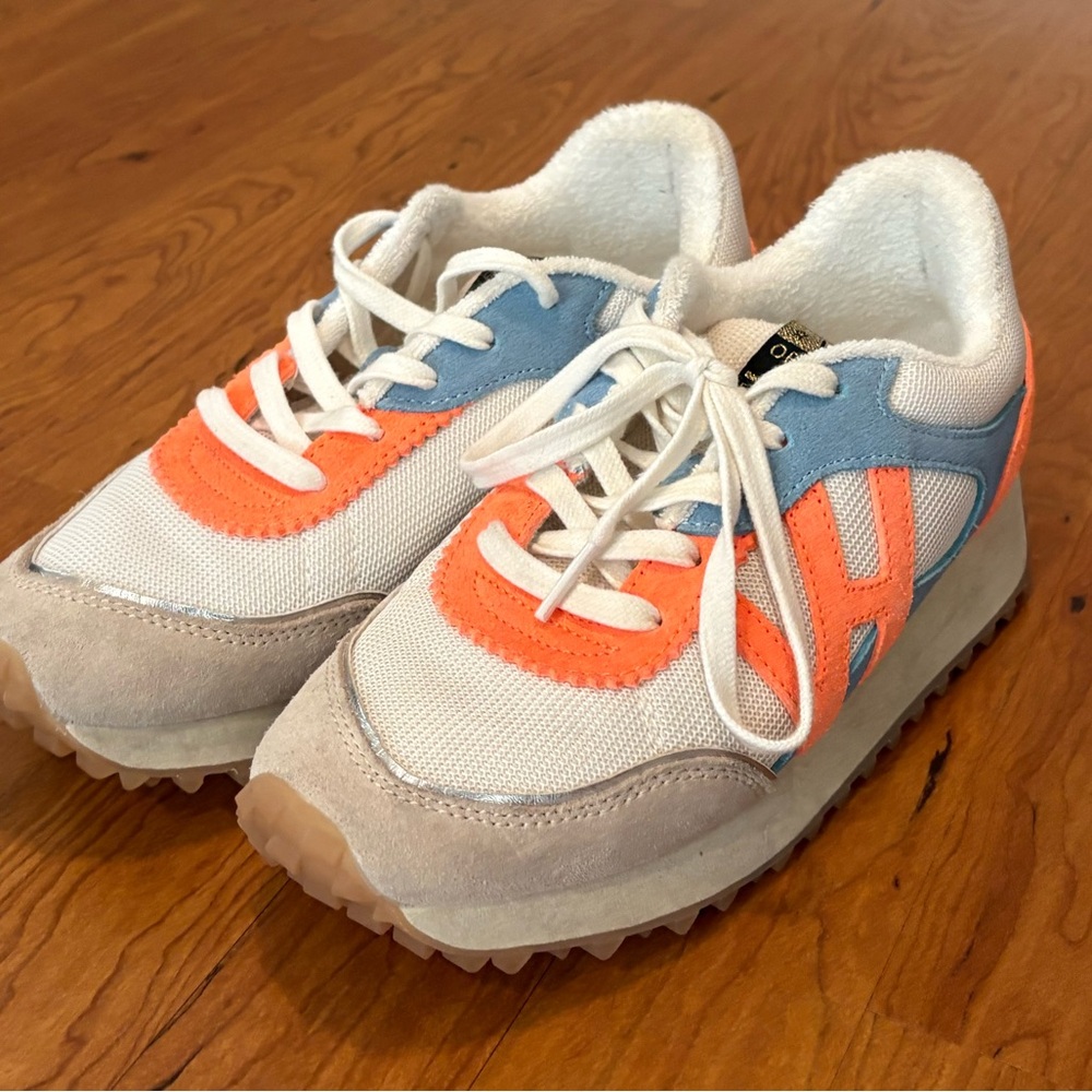 Vintage Havana Women’s blue and orange Sneakers Retro Style NWOT 6.5